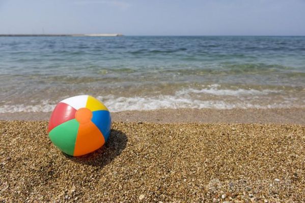 沙滩球怎么玩（沙滩球类）-图1