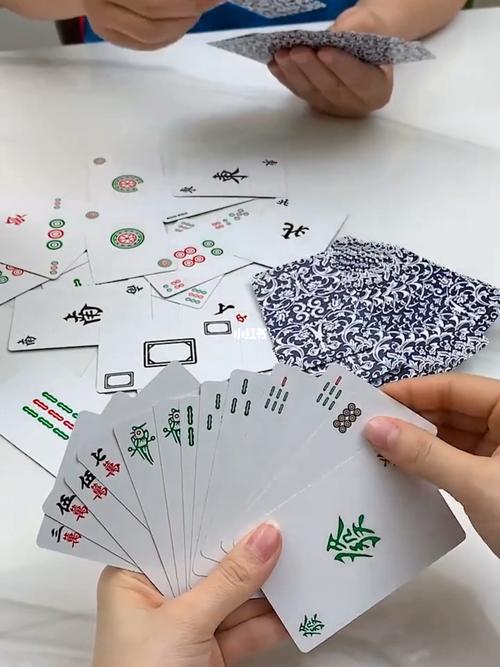 扑克怎么玩麻将（扑克牌怎么玩麻将）-图1