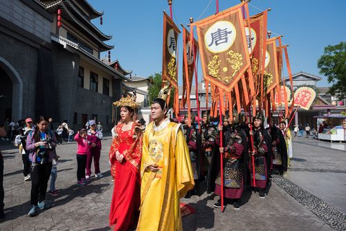 帝王出巡活动怎么玩（帝王巡游第一人是谁）-图2