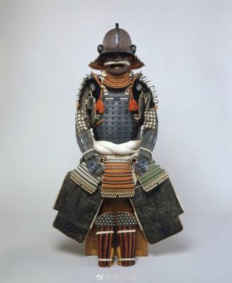 日式盔甲多少钱（日式盔甲多少钱一个）
